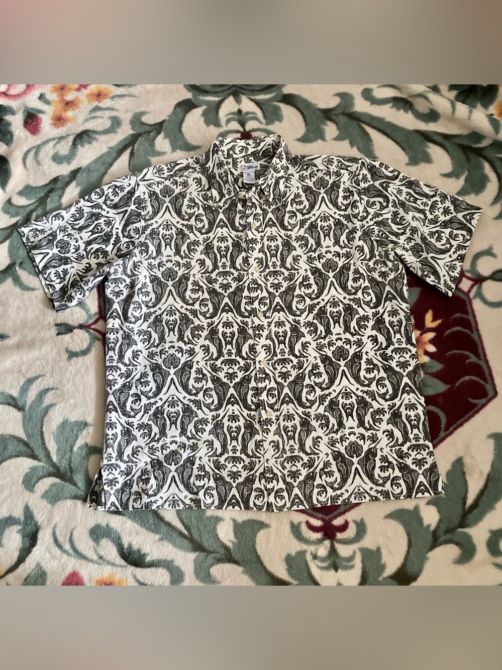 Reyn Spooner vintage Black & White fish Print Button-Down Aloha Shirt